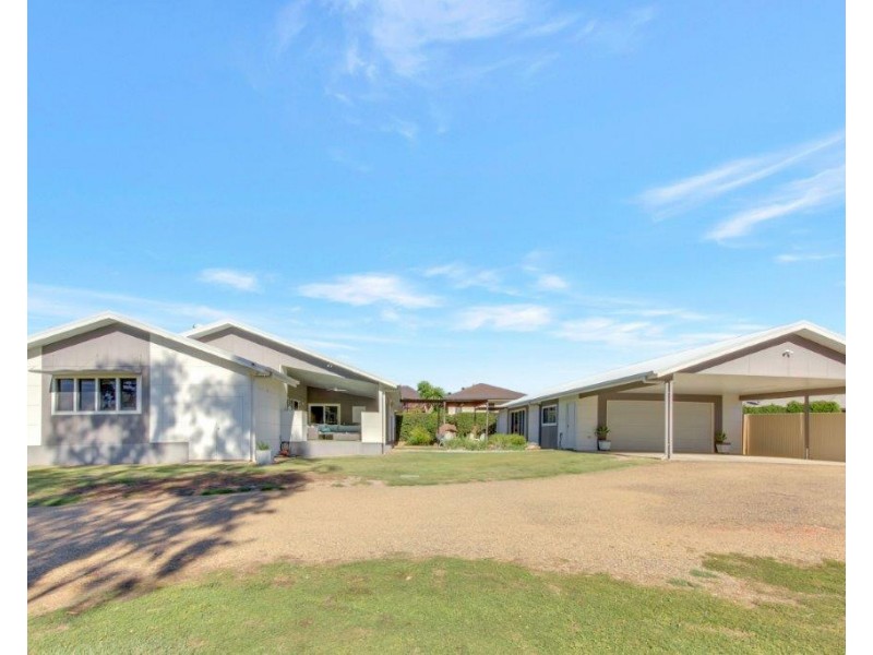 31 Mcleod St, Boyne Island QLD 4680