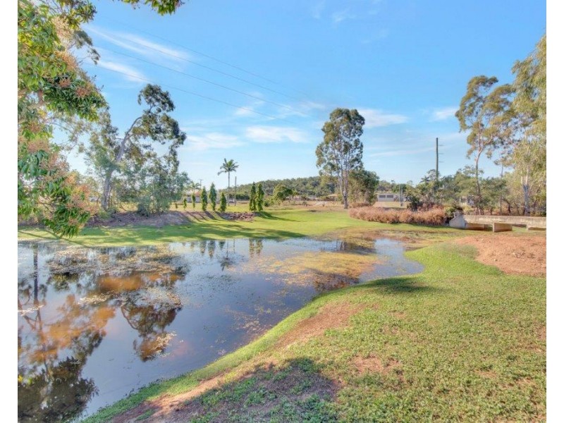 31 Mcleod St, Boyne Island QLD 4680