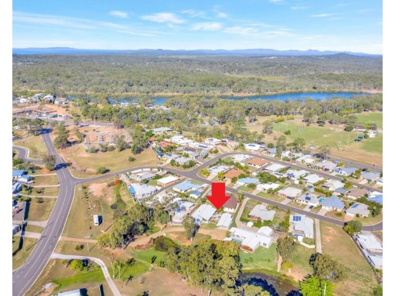 31 Mcleod St, Boyne Island QLD 4680