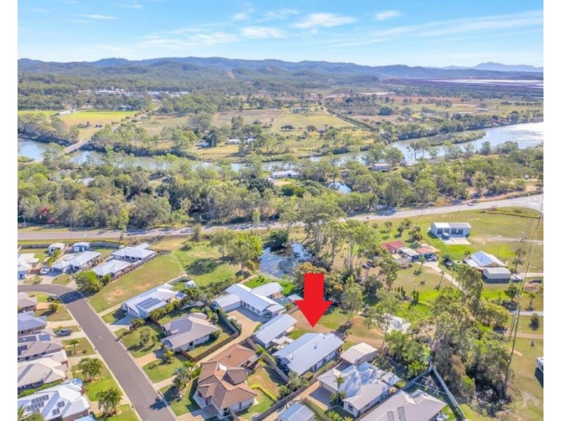 31 Mcleod St, Boyne Island QLD 4680