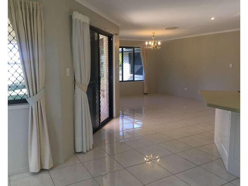 13 RONPEN CLOSE, Tannum Sands QLD 4680
