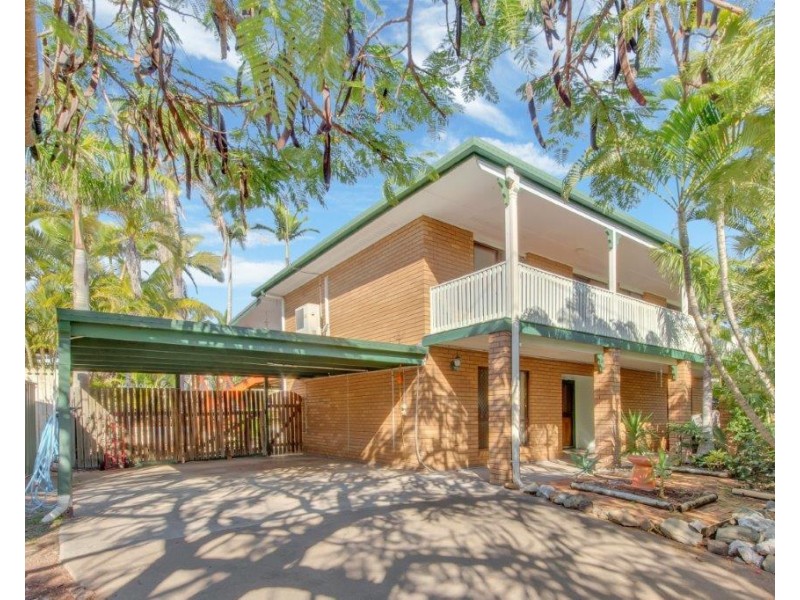 27 TYSON CRESCENT, Tannum Sands QLD 4680