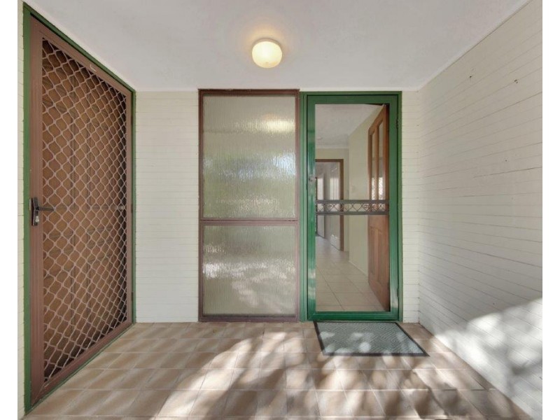 27 TYSON CRESCENT, Tannum Sands QLD 4680