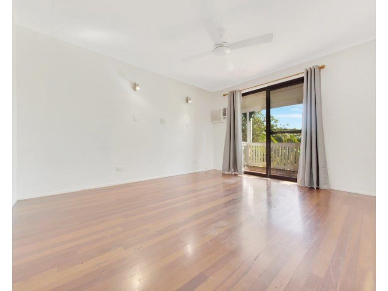 27 TYSON CRESCENT, Tannum Sands QLD 4680