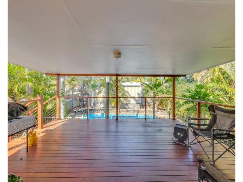 27 TYSON CRESCENT, Tannum Sands QLD 4680