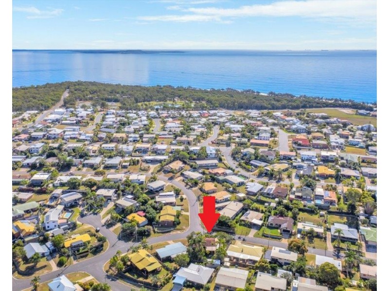 27 TYSON CRESCENT, Tannum Sands QLD 4680