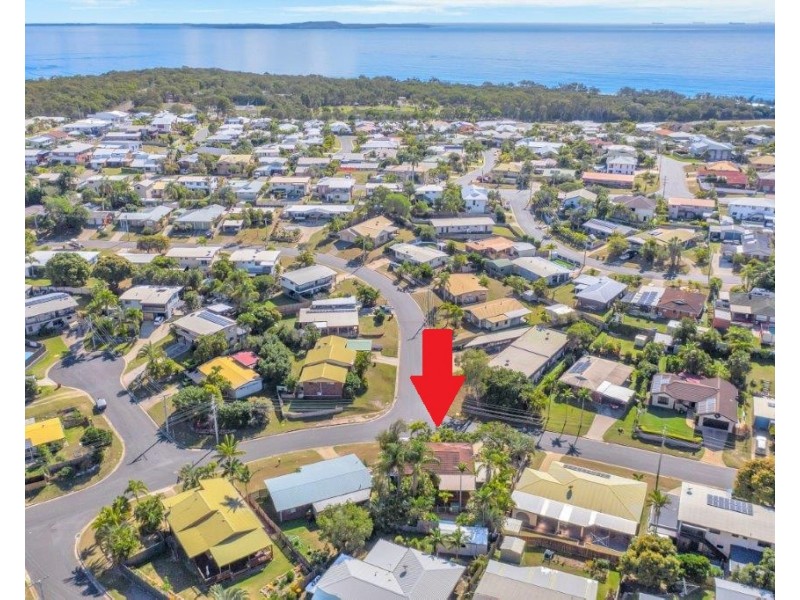 27 TYSON CRESCENT, Tannum Sands QLD 4680