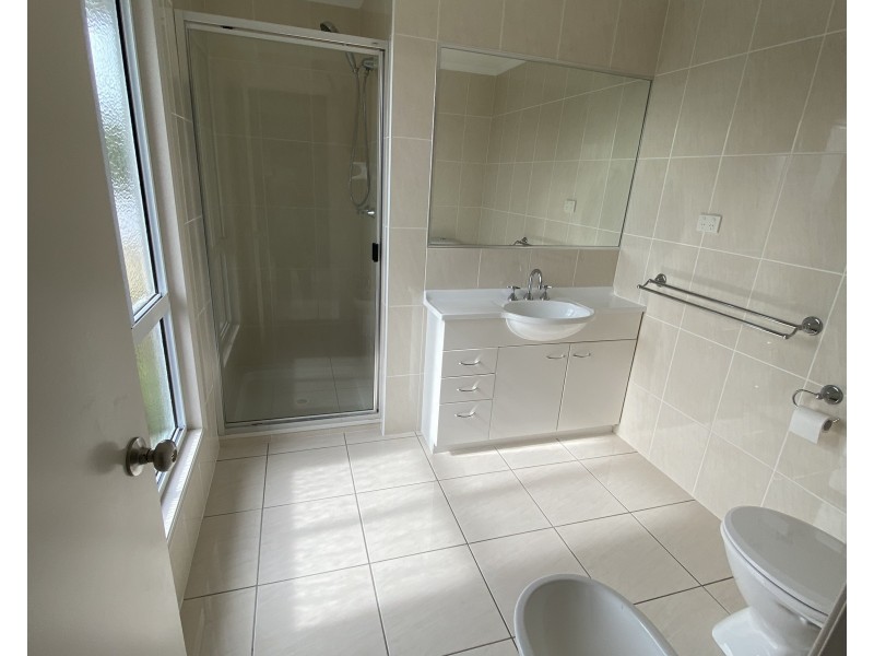 5/18 PACIFIC AVENUE, Tannum Sands QLD 4680