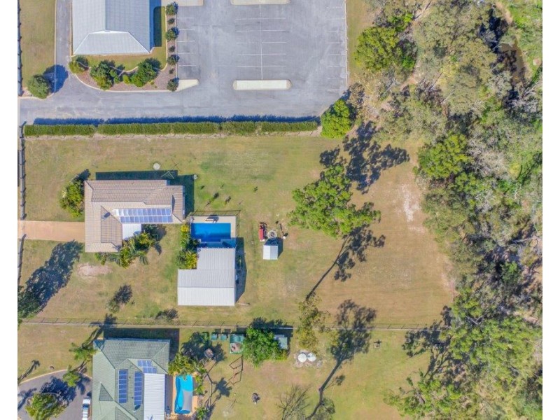 8 SILVERTON DRIVE, Tannum Sands QLD 4680