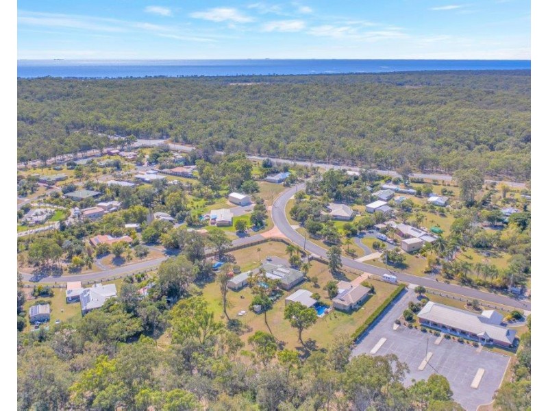 8 SILVERTON DRIVE, Tannum Sands QLD 4680