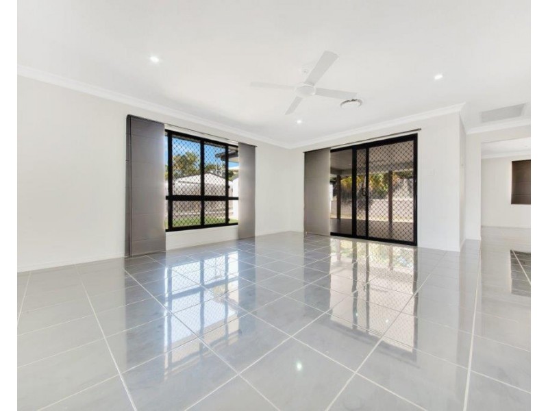 7 Tina Drive, Tannum Sands QLD 4680