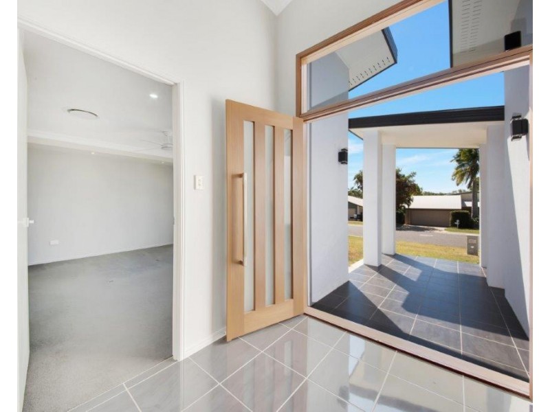 7 Tina Drive, Tannum Sands QLD 4680