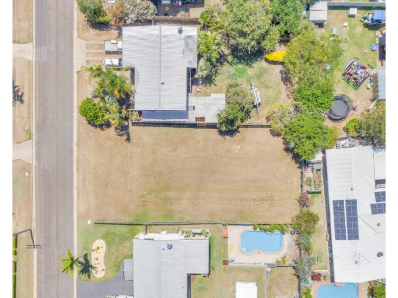 6 POLMAISE STREET, Boyne Island QLD 4680