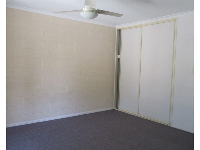 4/6 HAMPTON DRIVE, Tannum Sands QLD 4680