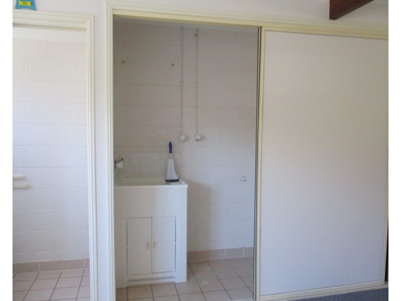4/6 HAMPTON DRIVE, Tannum Sands QLD 4680