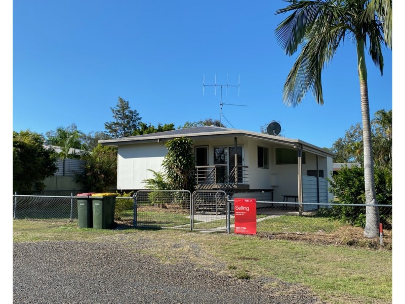 4 HENDERSON STREET, Miriam Vale QLD 4677