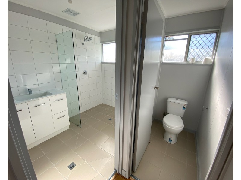 4 HENDERSON STREET, Miriam Vale QLD 4677