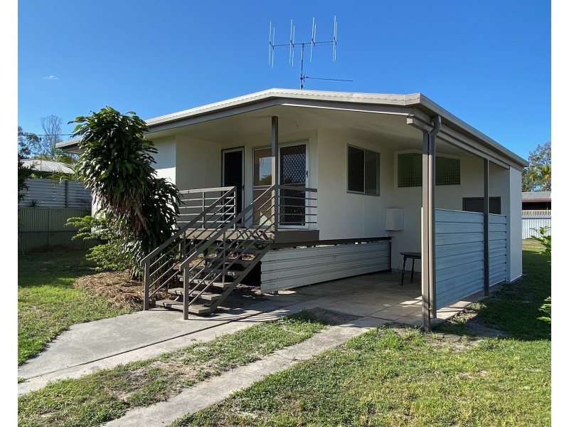 4 HENDERSON STREET, Miriam Vale QLD 4677