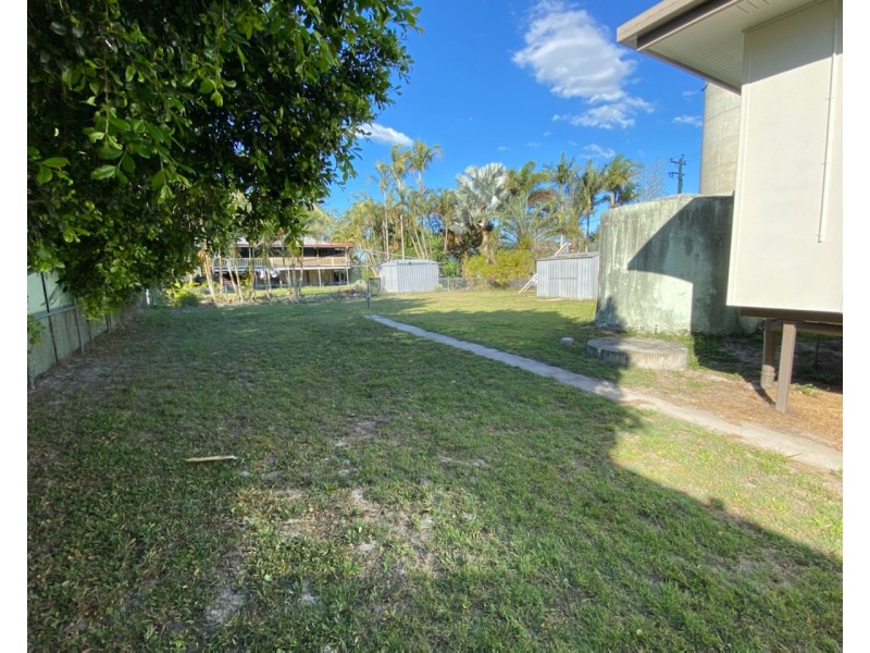 4 HENDERSON STREET, Miriam Vale QLD 4677