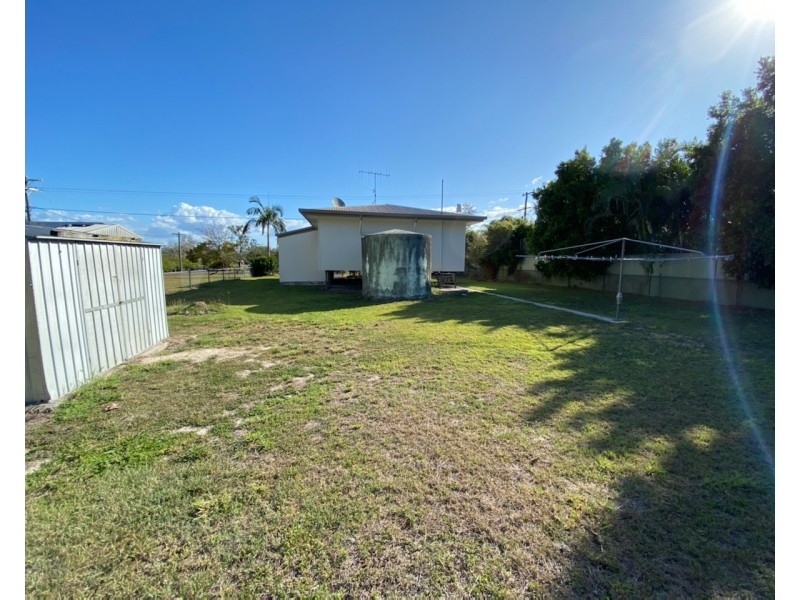 4 HENDERSON STREET, Miriam Vale QLD 4677