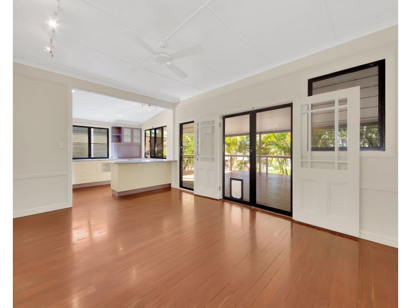 18 TREVALLY STREET, Tannum Sands QLD 4680