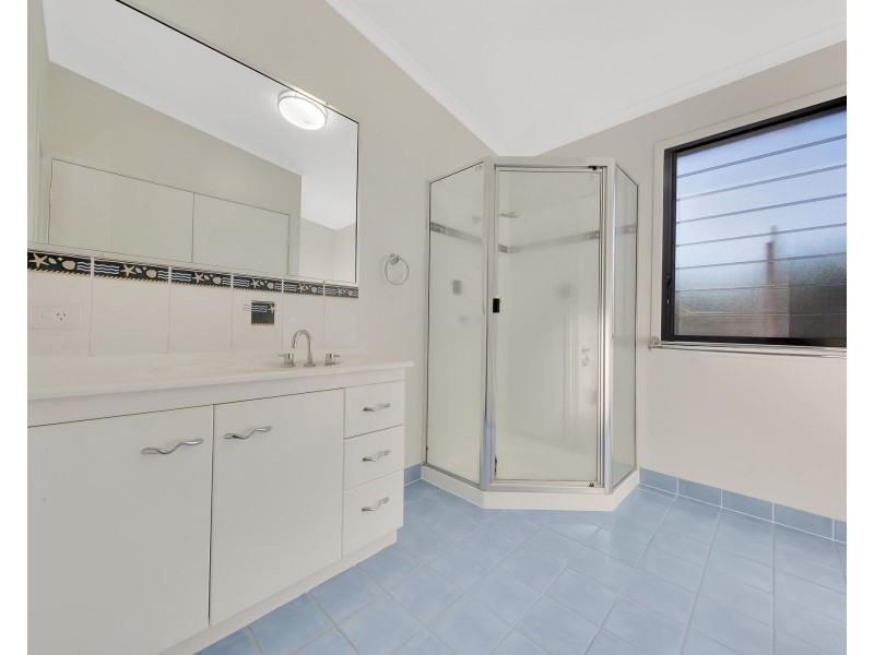 18 TREVALLY STREET, Tannum Sands QLD 4680