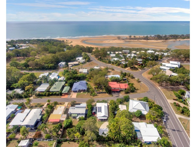 18 TREVALLY STREET, Tannum Sands QLD 4680