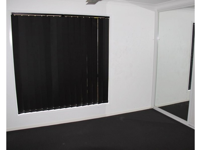 2/18 Bauhinia Street, Boyne Island QLD 4680