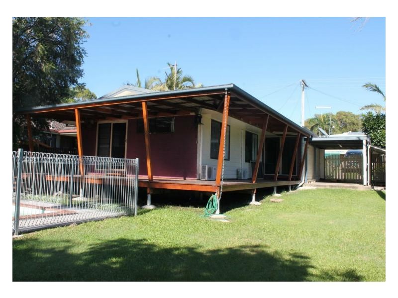 19 AMAROO STREET, Boyne Island QLD 4680