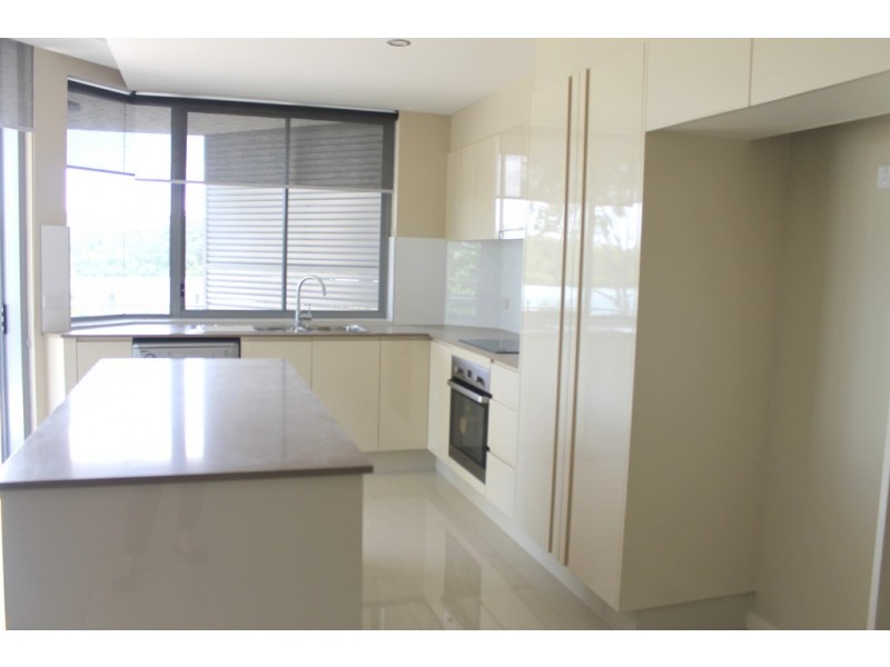 402/10 Wyndham Avenue, Boyne Island QLD 4680