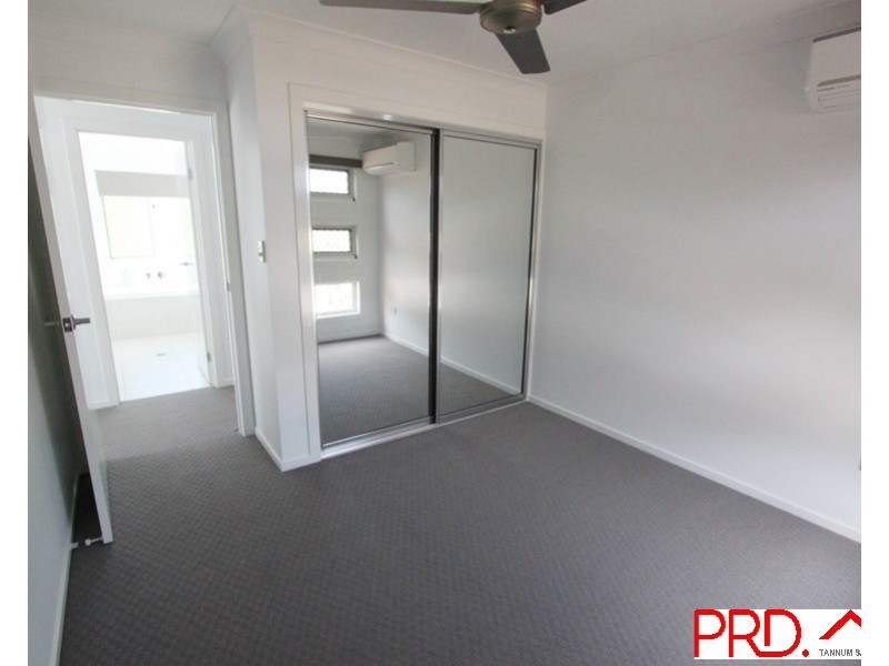 2/2 HARMONY DRIVE, Clinton QLD 4680