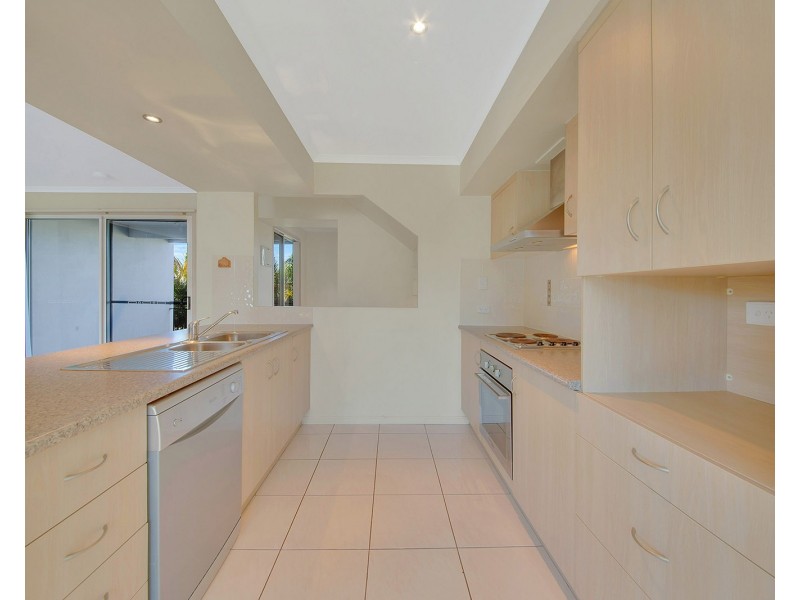 4/18 PACIFIC AVENUE, Tannum Sands QLD 4680