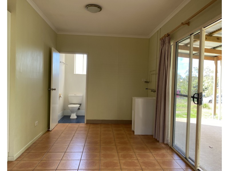 9 Margaret Street, South Gladstone QLD 4680