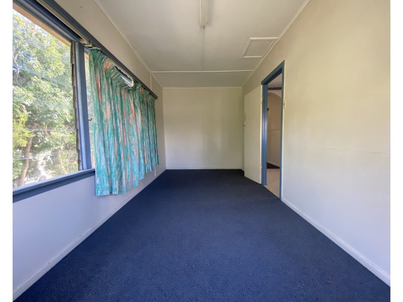 9 Margaret Street, South Gladstone QLD 4680