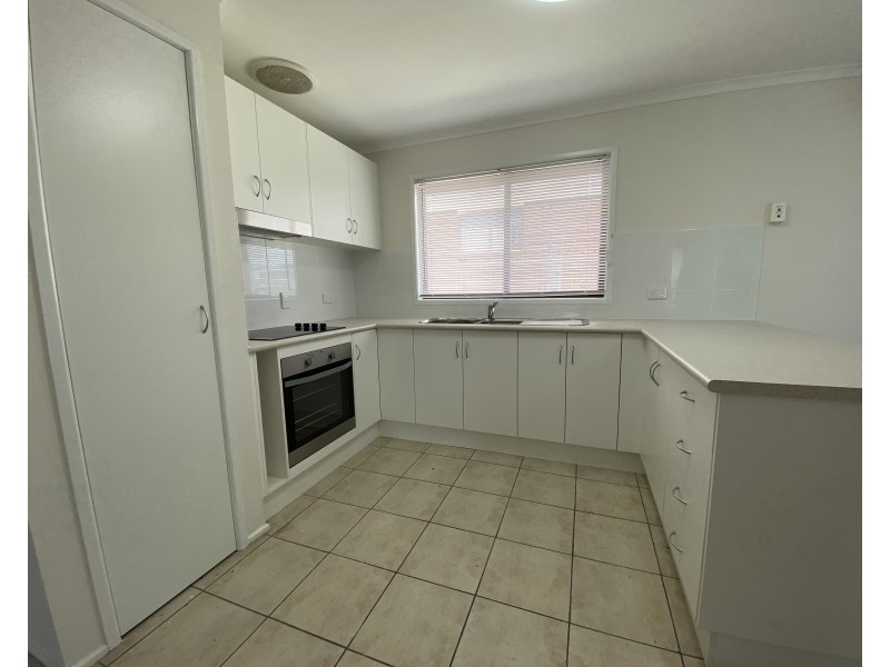 100 Malpas Street, Boyne Island QLD 4680