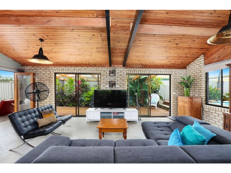 29 Point Cartwright Drive, Buddina QLD 4575