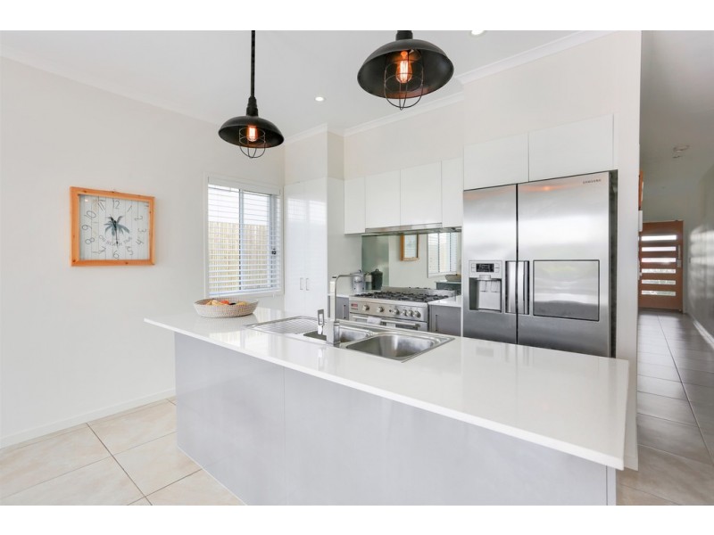 15 Bayou Street, Birtinya QLD 4575