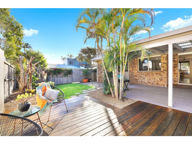 6 Boorook Street, Buddina QLD 4575