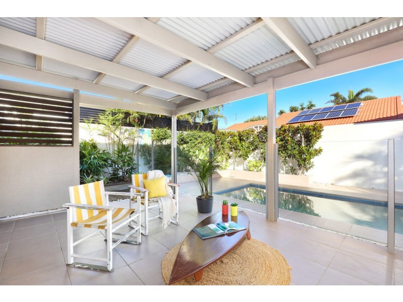 6 Boorook Street, Buddina QLD 4575