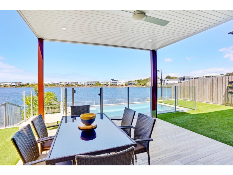 10 Reflection Crescent, Birtinya QLD 4575