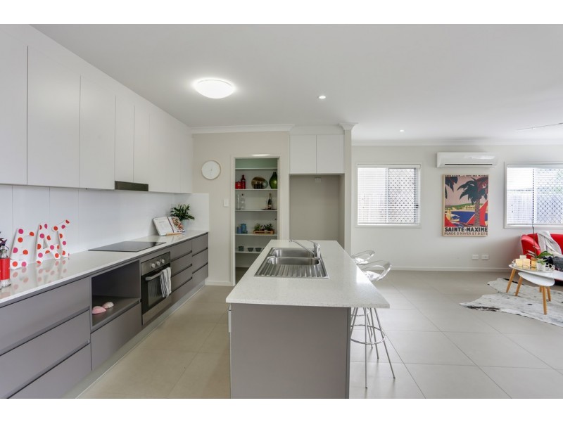 19 Bluff Street, Birtinya QLD 4575