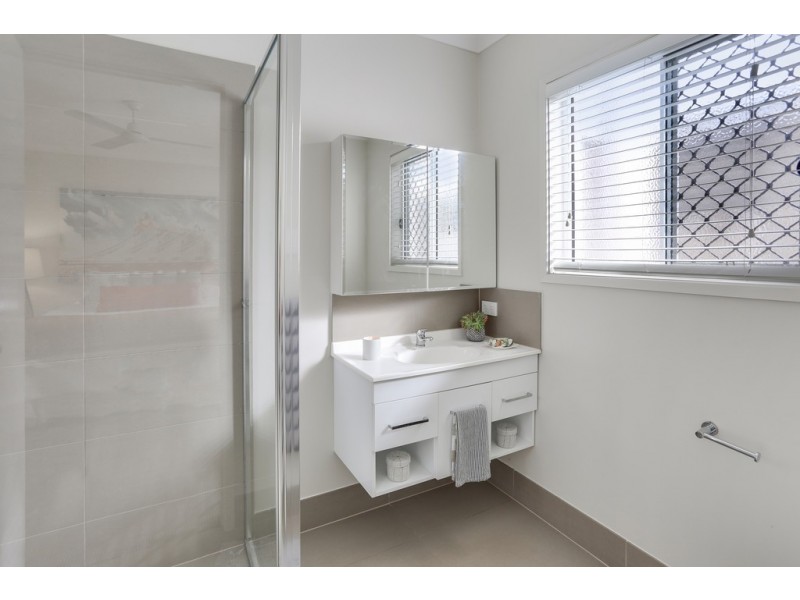 19 Bluff Street, Birtinya QLD 4575