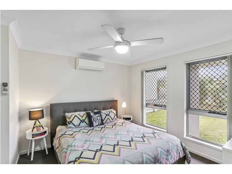 26 Sandstone Way, Little Mountain QLD 4551