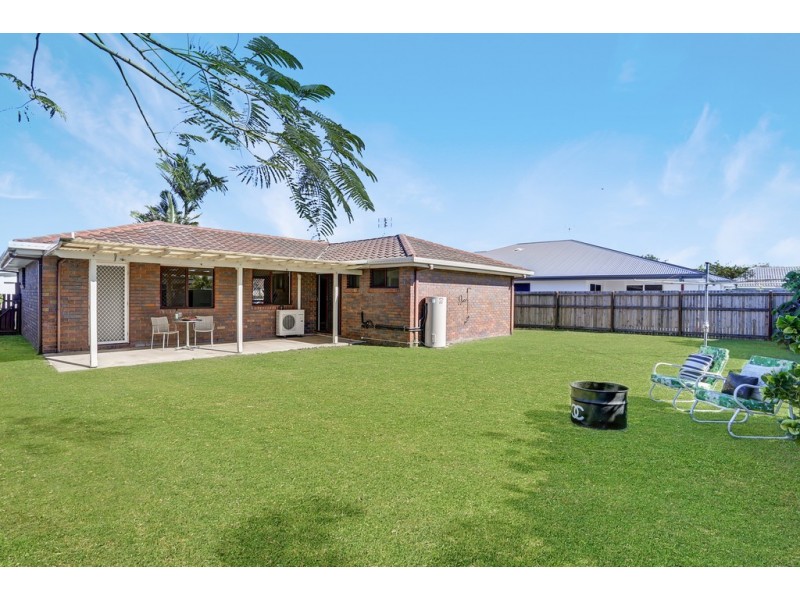 11 Ilumba Street, Buddina QLD 4575