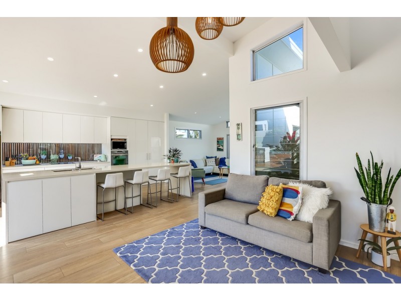 18 Mawarra Street, Buddina QLD 4575