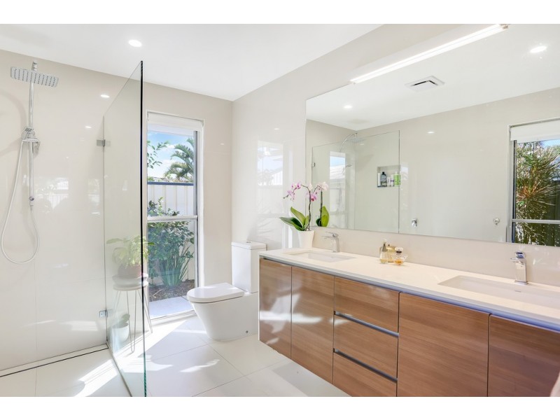 18 Mawarra Street, Buddina QLD 4575