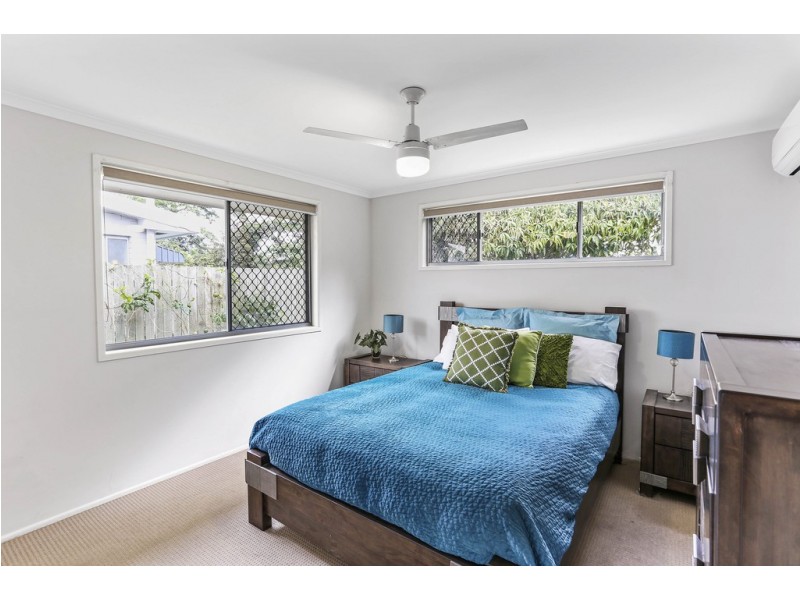 32 Saleng Crescent, Warana QLD 4575