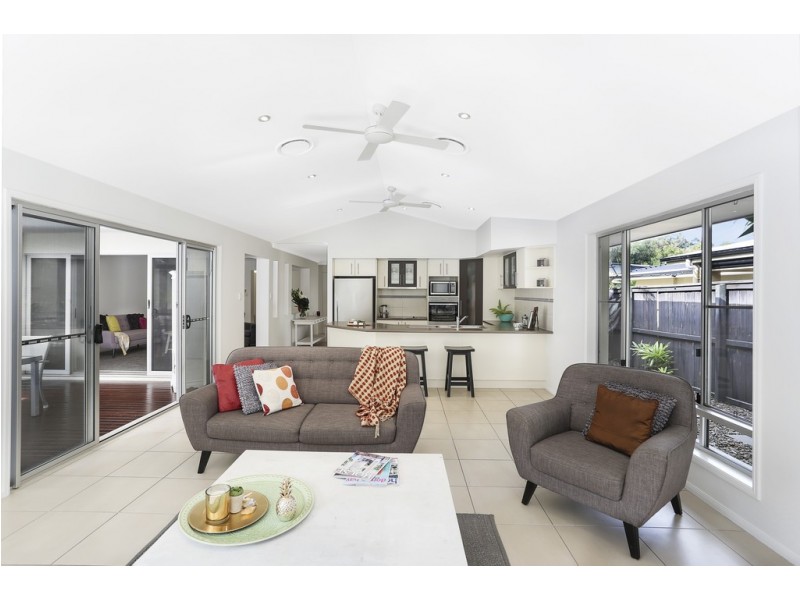 13 Springbrook Grove, Buderim QLD 4556
