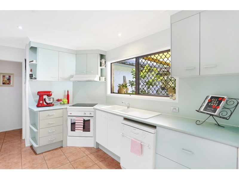 5 Dalpura Street, Buddina QLD 4575