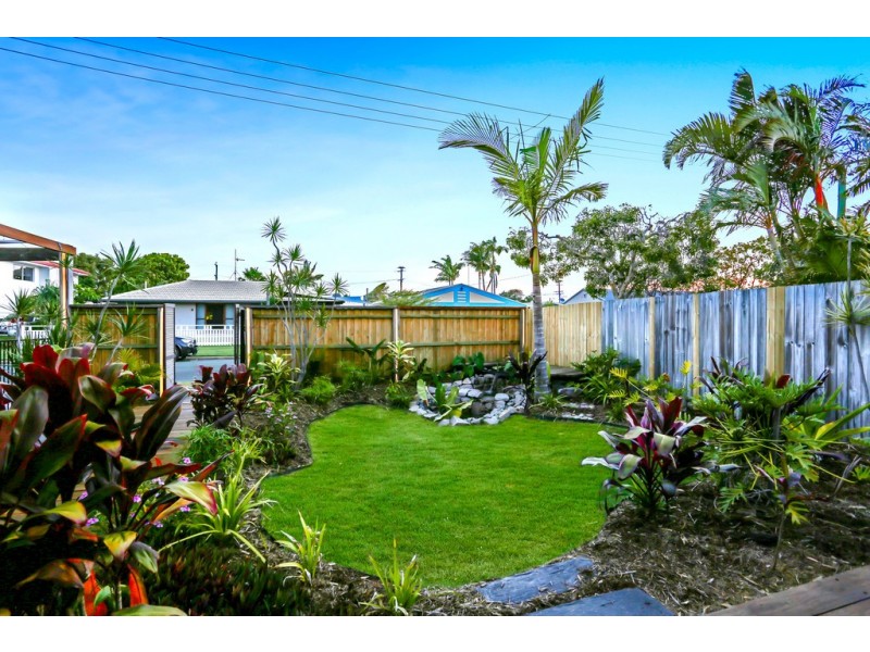 15 Curbarra Street, Buddina QLD 4575